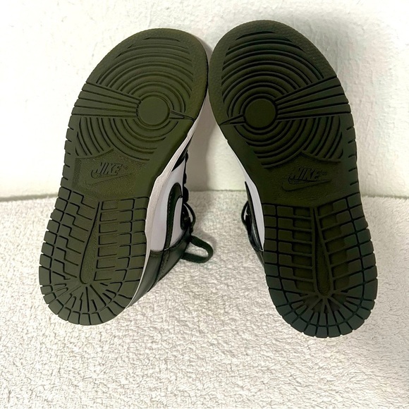 Nike Dunk High (PS) Casual Kids Size 12.5C Shoe White Cargo Khaki DD2314-105 EUC - Picture 6 of 8